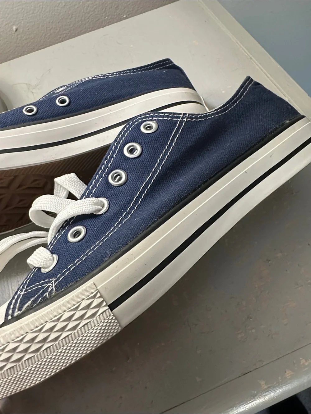 Classic Navy Canvas Low-Top Sneakers with White Toecap